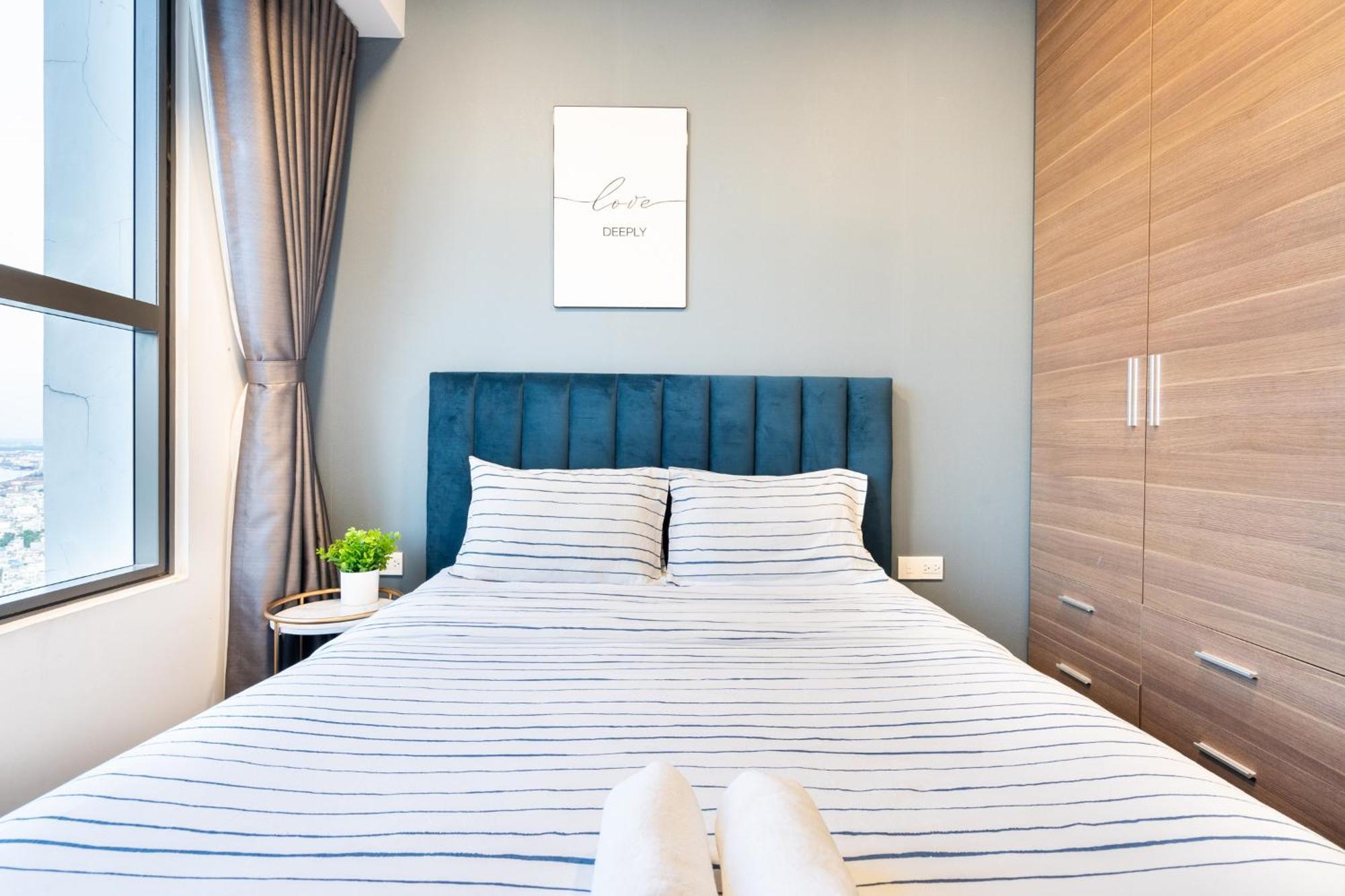 Min' - Rivergate Downtown Bui Vien - Free Pool Ho Chi Minh City