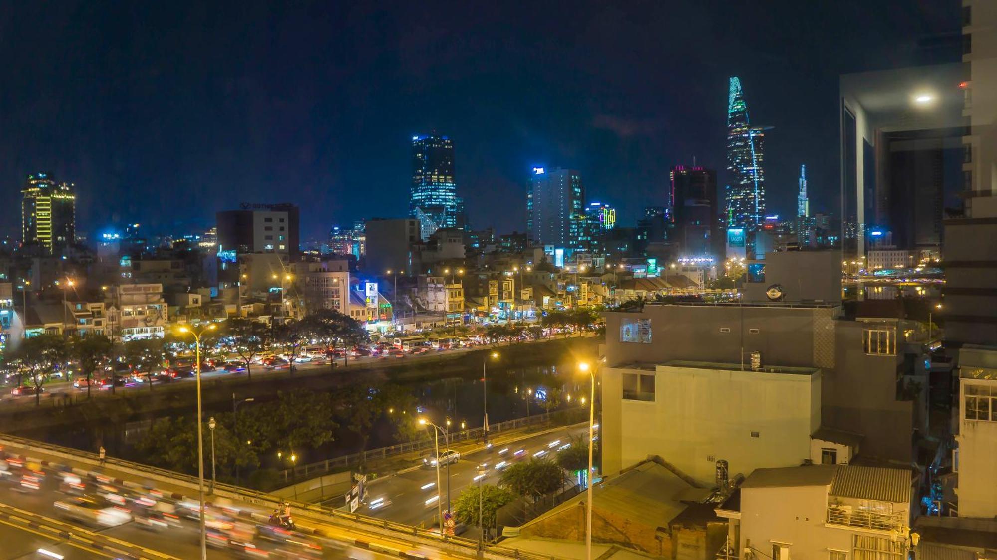 Min' - Rivergate Downtown Bui Vien - Free Pool Ho Chi Minh City