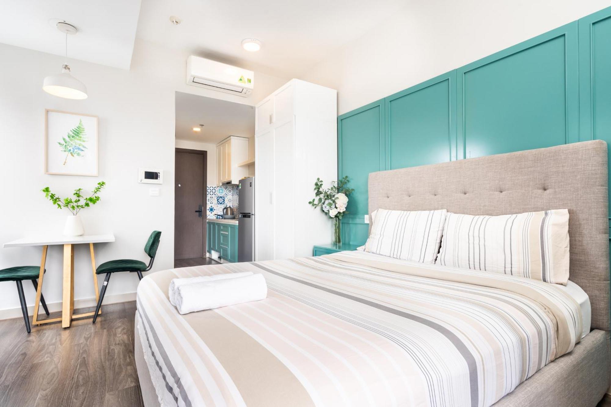 Min' - Rivergate Downtown Bui Vien - Free Pool *