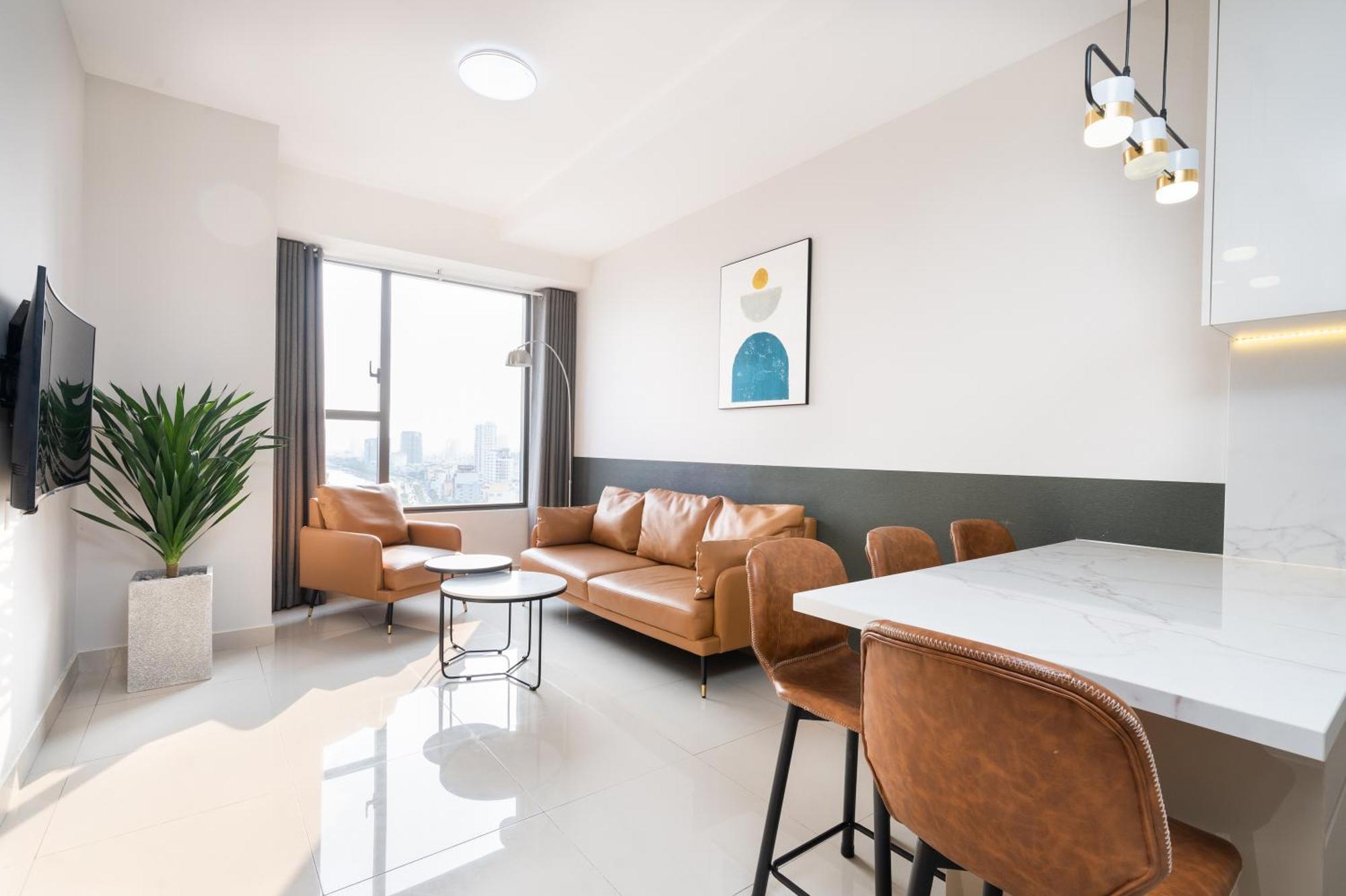 Min' - Rivergate Downtown Bui Vien - Free Pool * Ho Chi Minh City